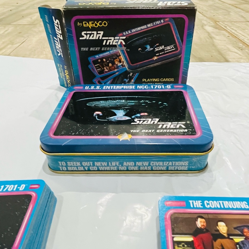 Star Trek The Next Generation Double Deck Playing Cards W Collector Tin 1992